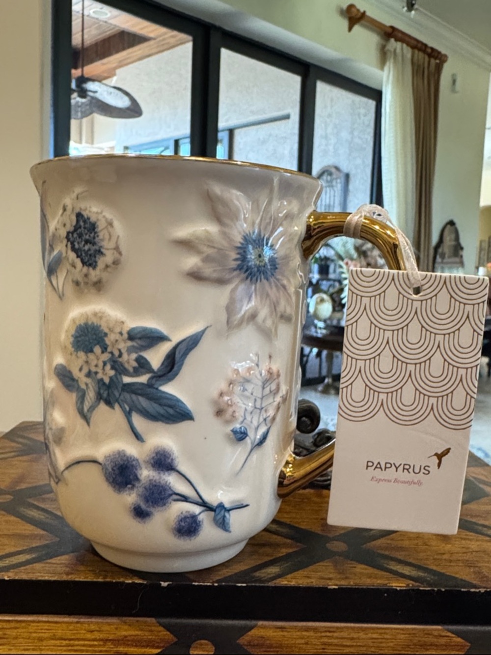Papyrus Floral Mug with Gold Handle